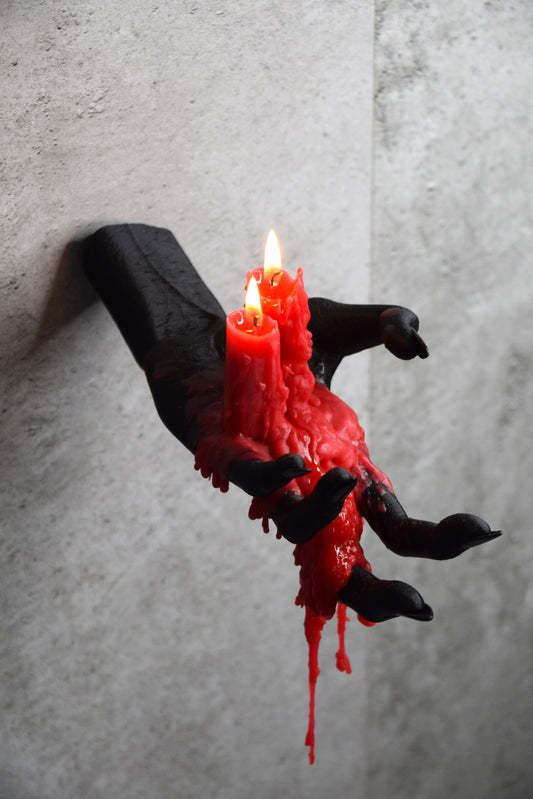 Life-Size Witch Hand Decoration – Handheld Gothic Halloween Prop & Dis