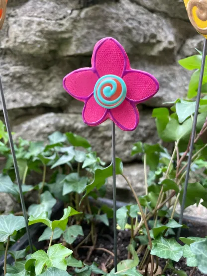 Hummingbird Garden Artistic Potted Plants