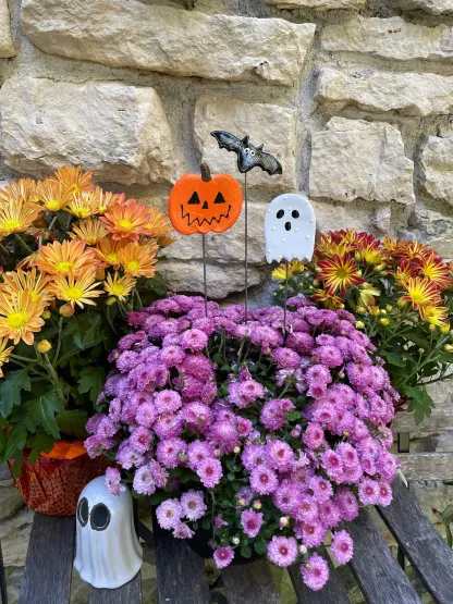 Halloween decorations, potted plant decorations