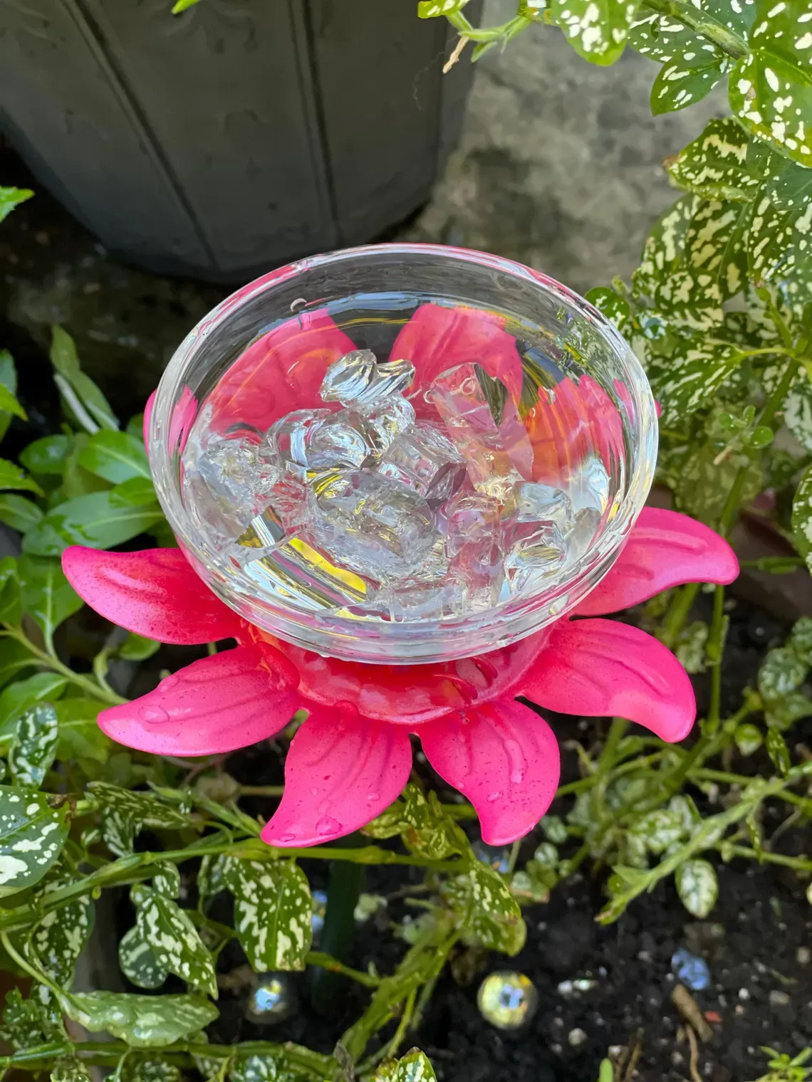 Insect drinking cup, glass flower vase, garden sculpture