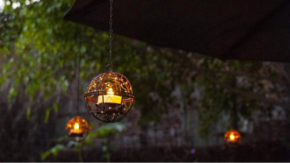 2026 Best Seller🔥Outdoor Solar Hanging Lanterns with Flickering LED Tea Light Candles