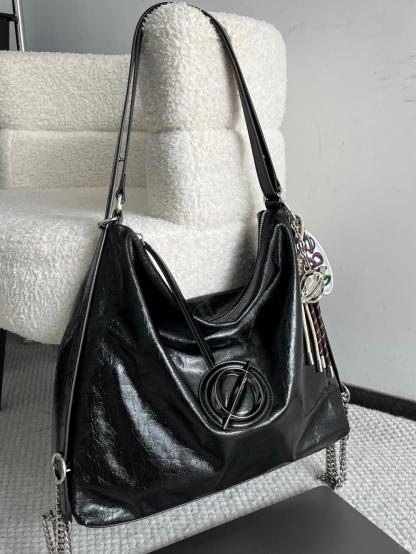 Null Set | Voyager Bag – Abstract Geometry Shoulder Bag in Glossy Black