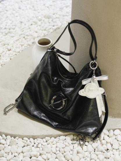 Null Set | Voyager Bag – Abstract Geometry Shoulder Bag in Glossy Black