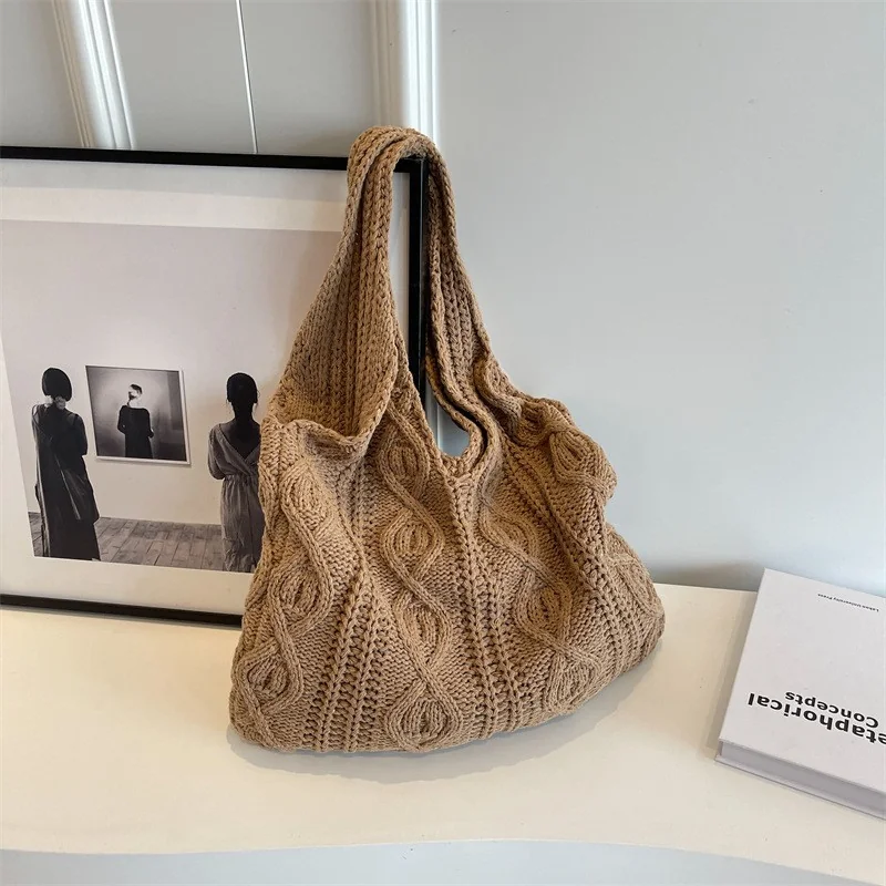 High-End Straw Tote Bag | Large Capacity Shoulder Bag for Women