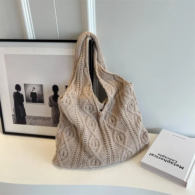 Women Large Capacity Shoulder Bag New Style Tote Bag High-End Woven Straw Bag for Ladies