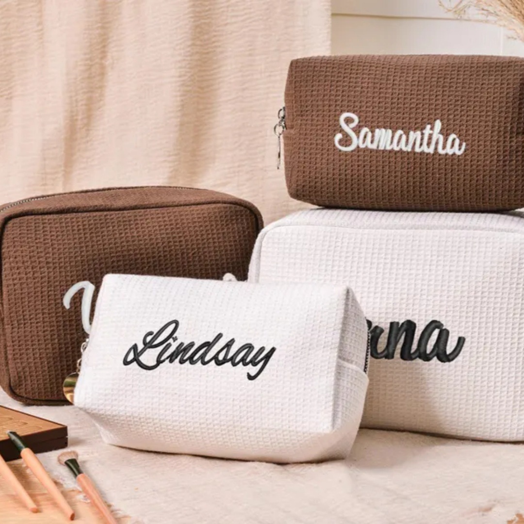 Waffle Pattern Clutch Bag Custom Embroidered Logo Cosmetic Bag Large Capacity Travel Toiletry Storage Bag