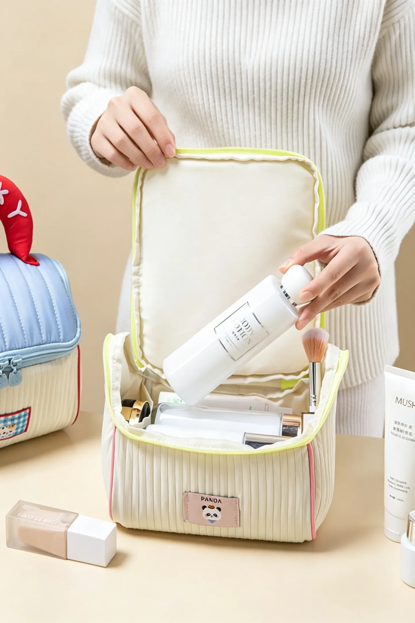 Cartoon House Cosmetic Bag Portable Soft Storage Pouch Large Capacity Cute Handheld Toiletry Bag for Travel
