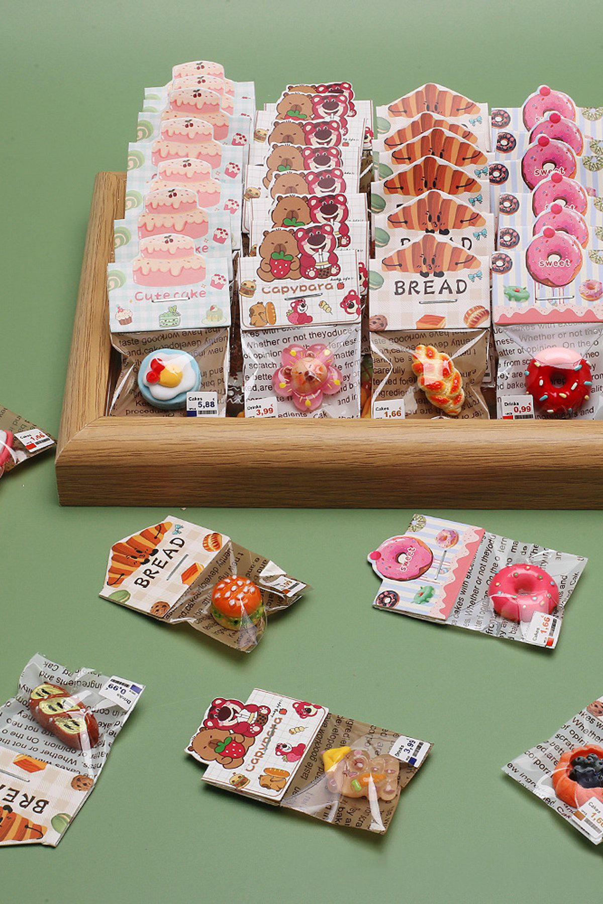 Mini Simulation Cake Bread Food Model Dollhouse Miniature with Header Card Pack