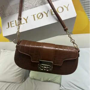 Jellytoyboy Women Casual Crossbody Purse, Sculptural Handle Premium Leather Handbag | JTB Shake Bag
