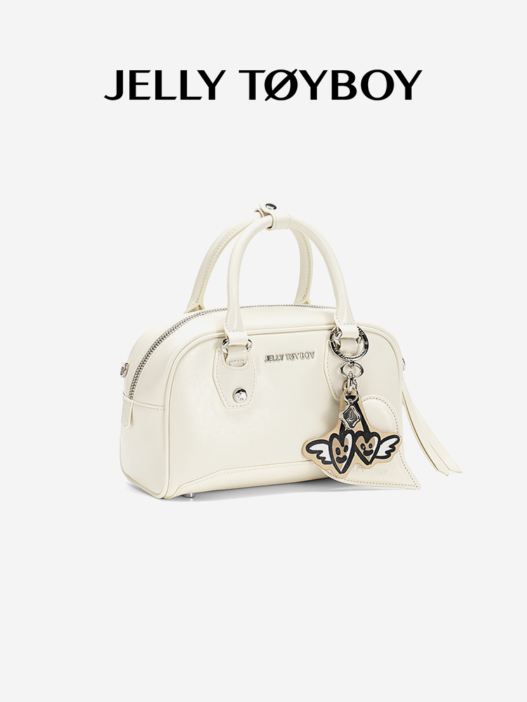 Double Winged Heart Keychain – Playful Leather Charm