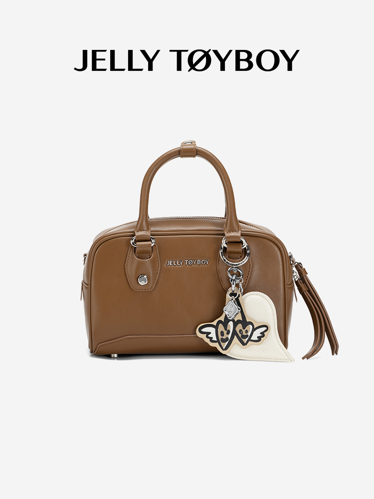 Double Winged Heart Keychain – Playful Leather Charm