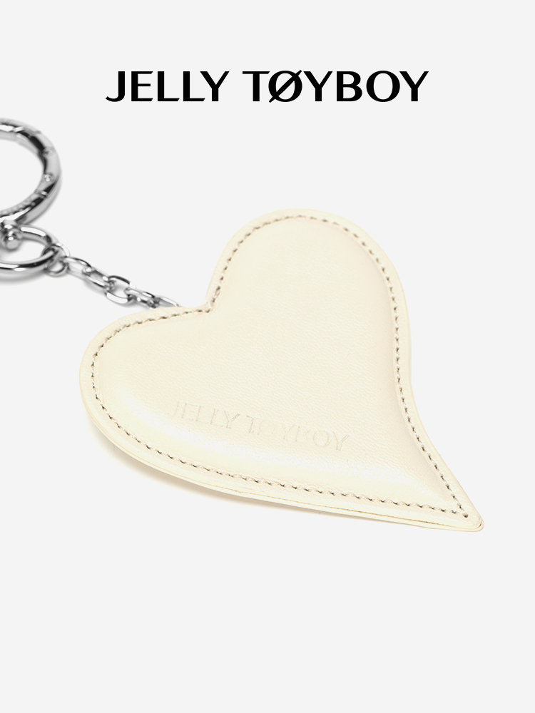 Double Winged Heart Keychain – Playful Leather Charm