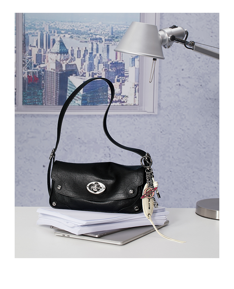 Unbound | Soft Leather Shoulder Bag – Pillow Silhouette in Cream White | JELLYTOYBOY