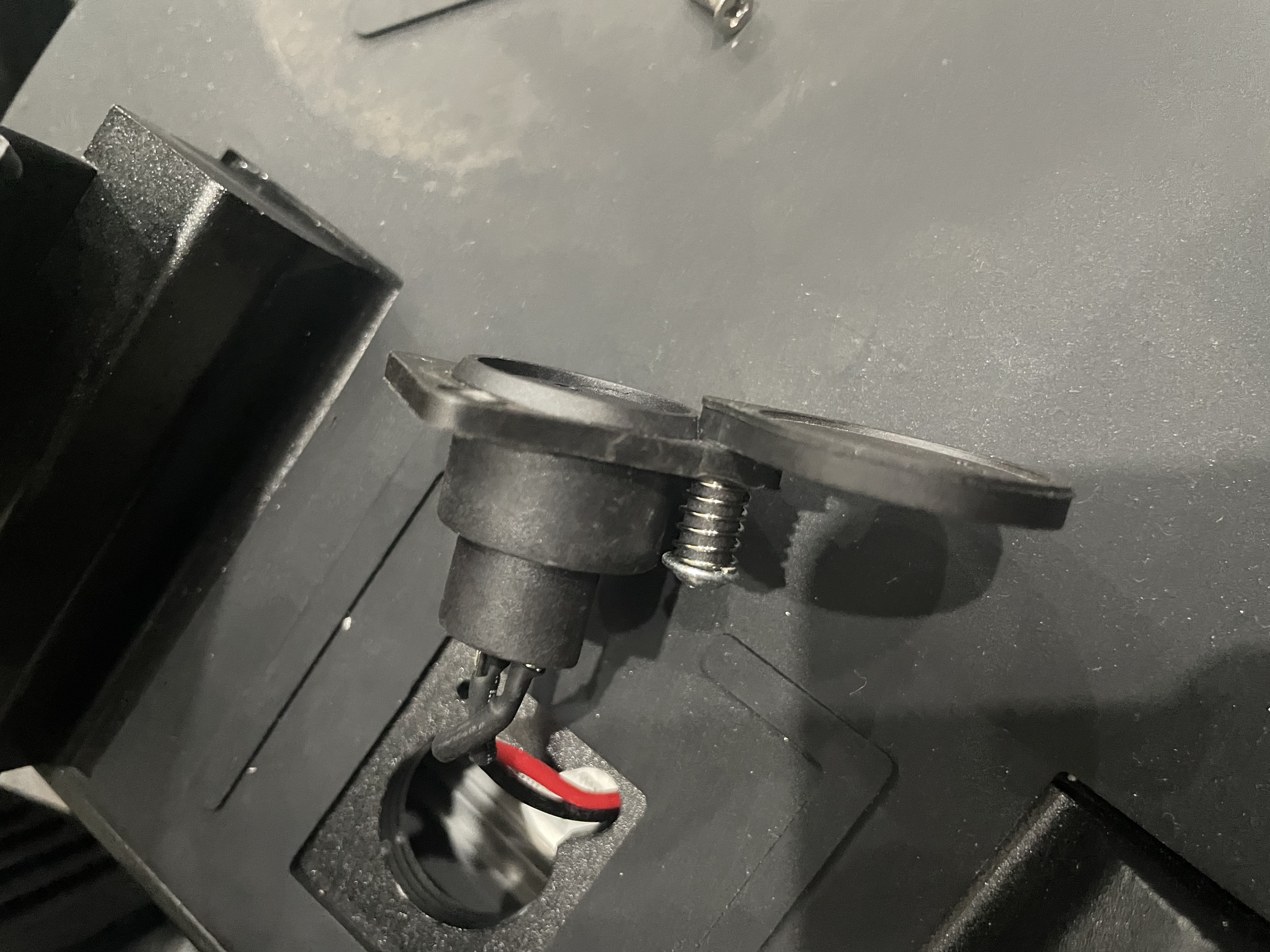 RD2 Charging Port