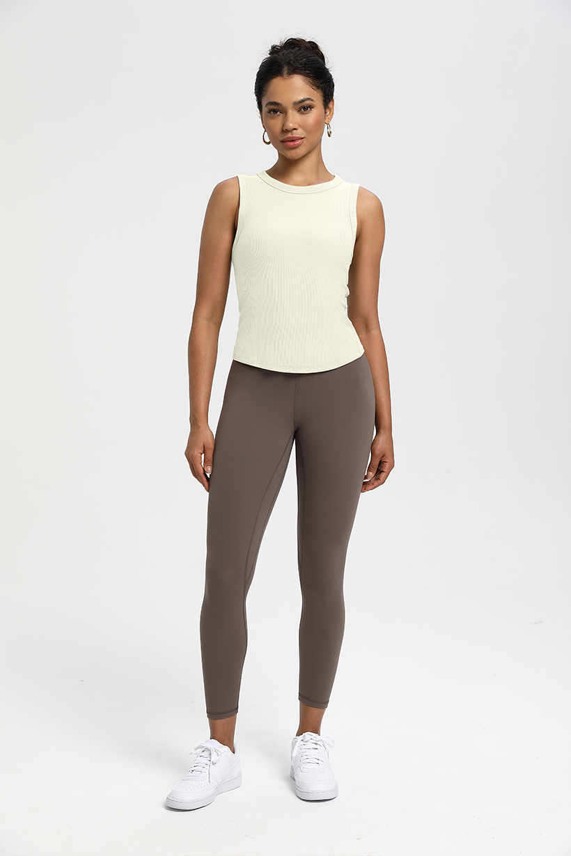 Women's Sleeveless Contrast Trim Tank Top - Ribbed, Slim Fit Athletic & Casual Wear