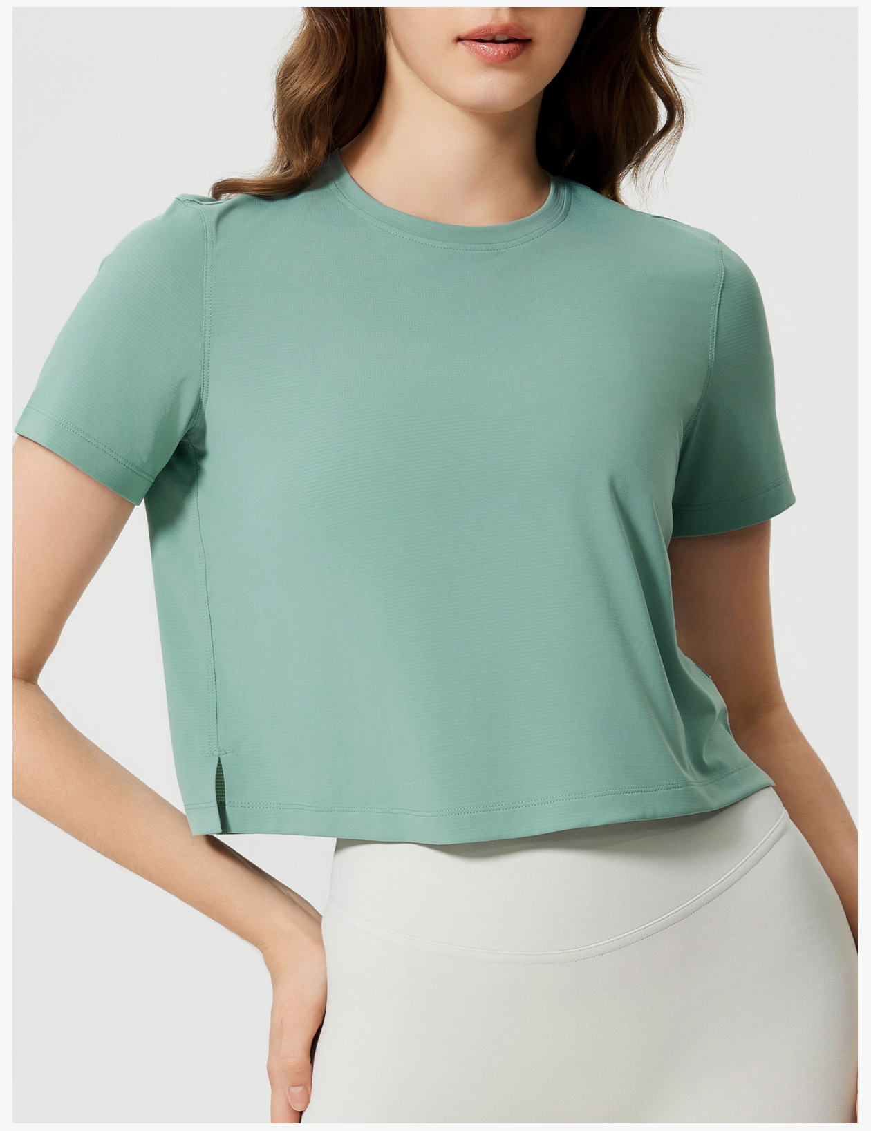 Women's Light Purple Short - Sleeve Cropped Athletic Top, Breathable & Stretch