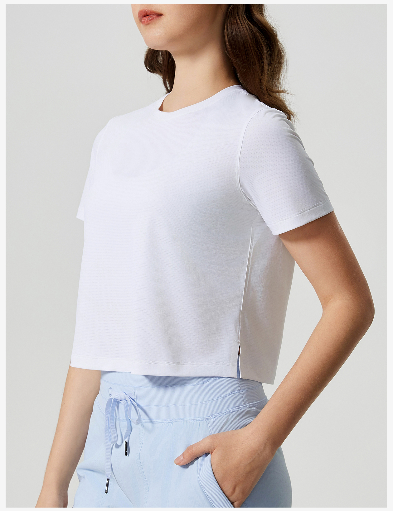 Women's Light Purple Short - Sleeve Cropped Athletic Top, Breathable & Stretch