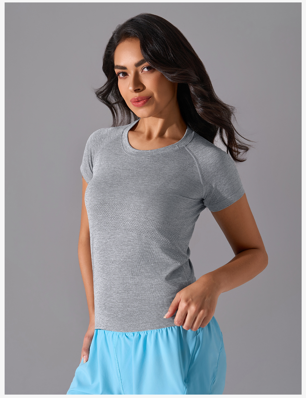 Women's Light Gray Short - Sleeve Seamless Workout Top, Breathable Athletic Shirt for Yoga & Fitness