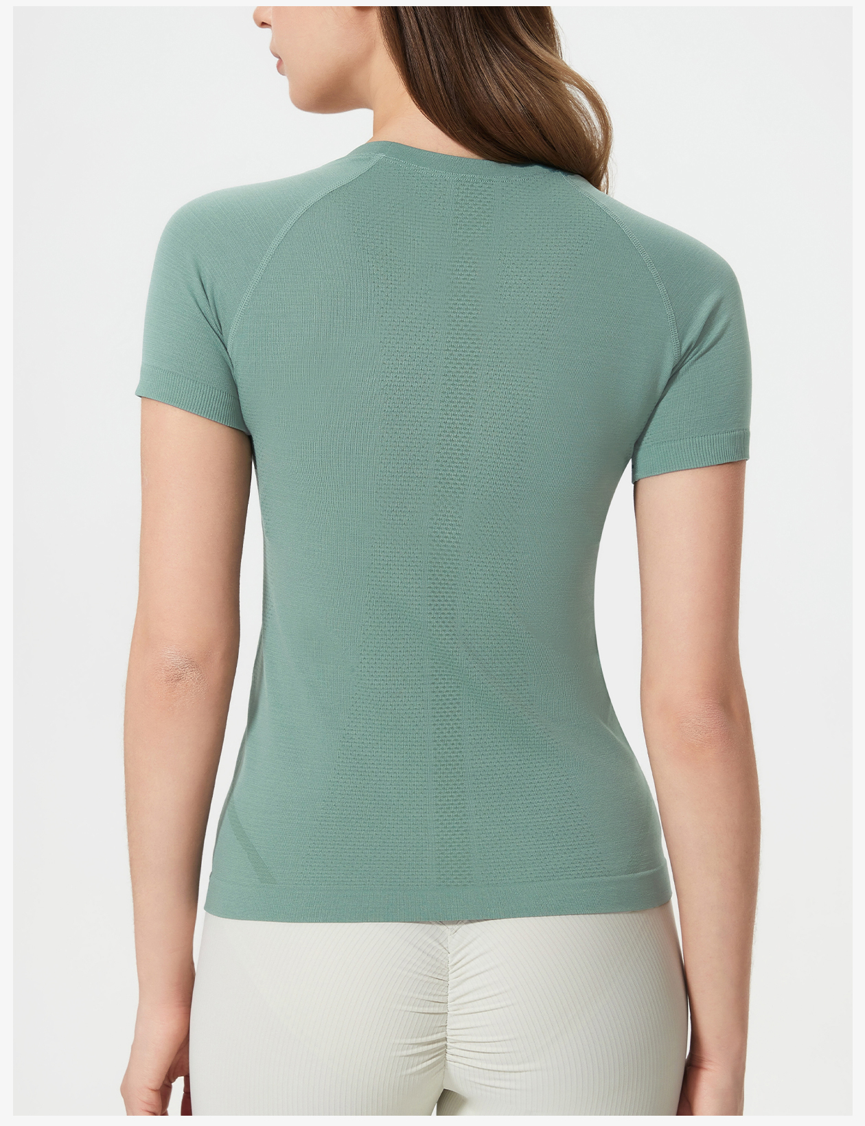 Women's Light Gray Short - Sleeve Seamless Workout Top, Breathable Athletic Shirt for Yoga & Fitness