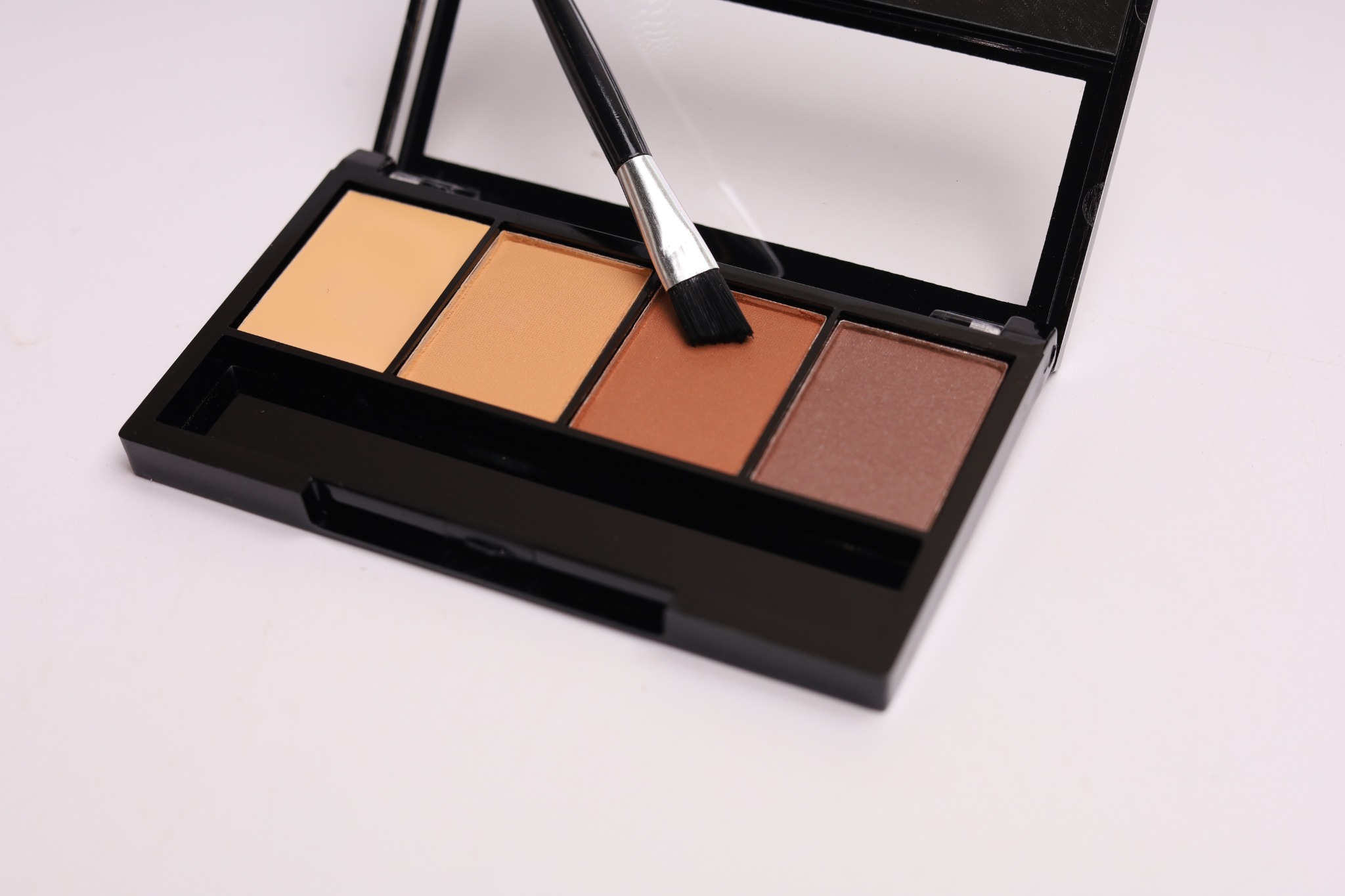 Paleta de Sombra para Sobrancelha Lua&Neve com 4 Cores｜Modelagem Natural, Cor Duradoura, Um Paleta para Sobrancelhas e Olhos