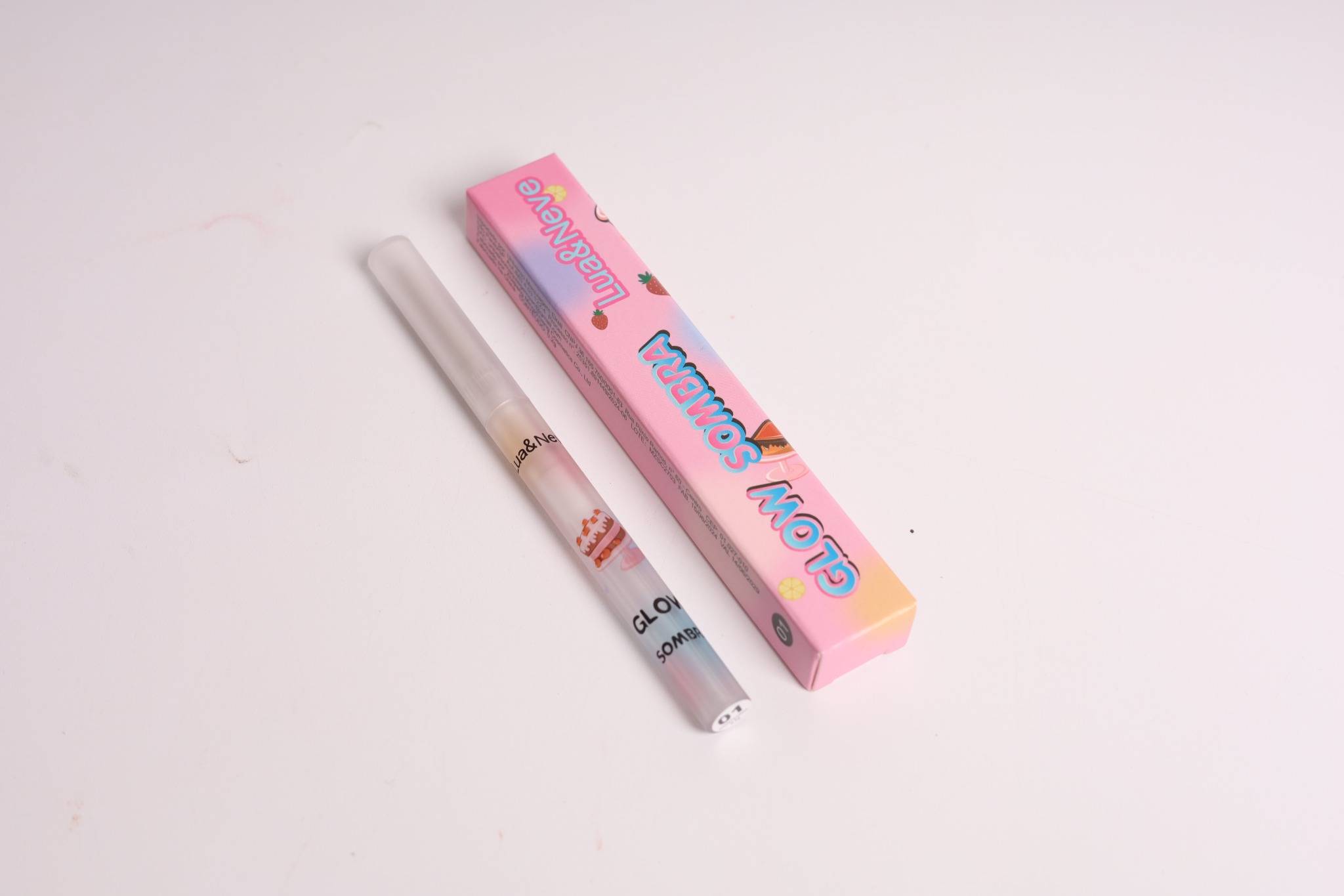 Caneta de Sombra de Olhos Líquida da Série Doces Lua&Neve｜Brilho Intenso e Fino, Toque para Olhos Expressivos, Cria Look de Olhos com Atmosfera