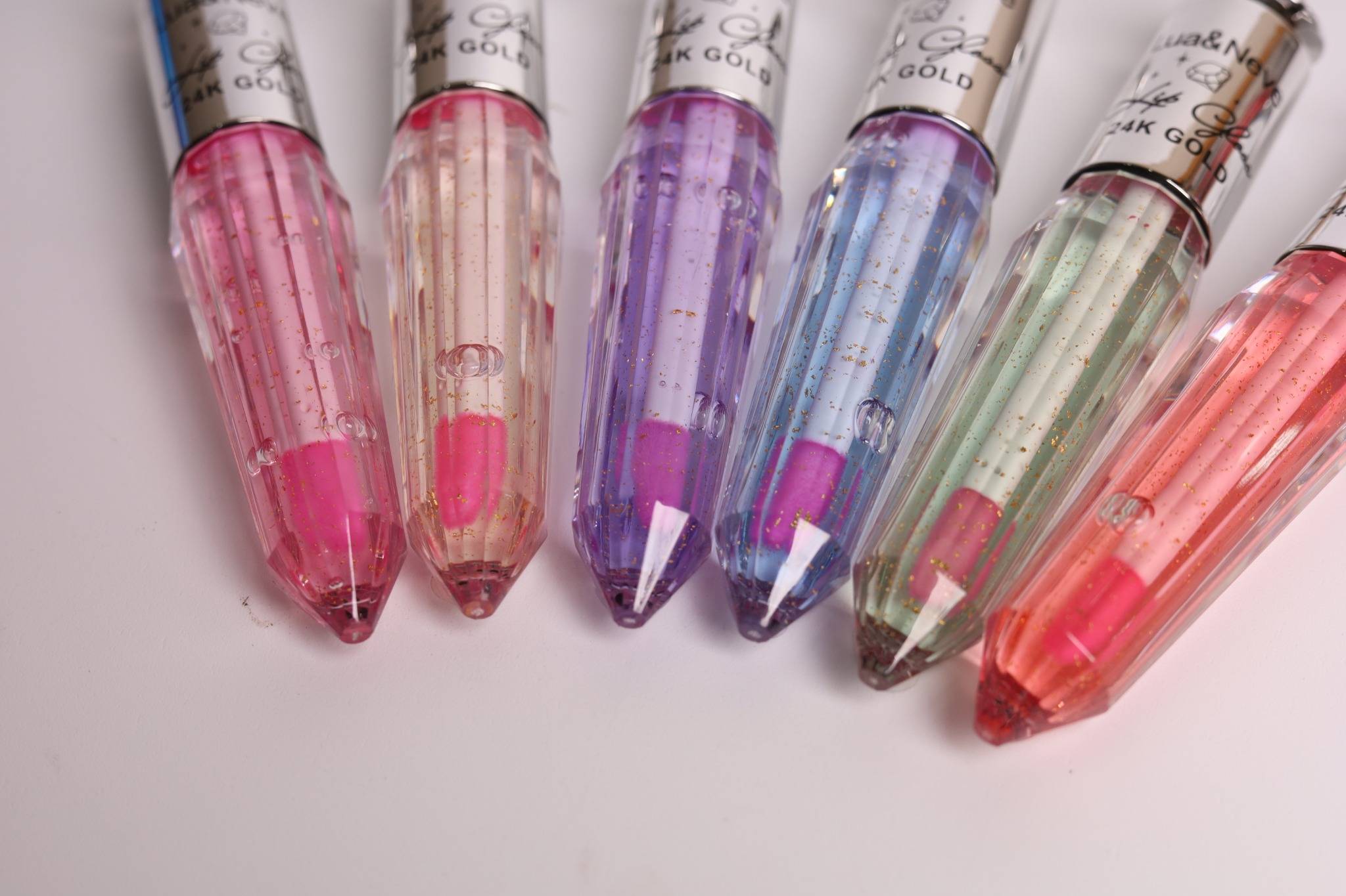 Lip Gloss 24K Lua&Neve | Frasco com Corte de Diamante, Pó Dourado Brilhante, Cria Bicos de Vidro Luxuosos