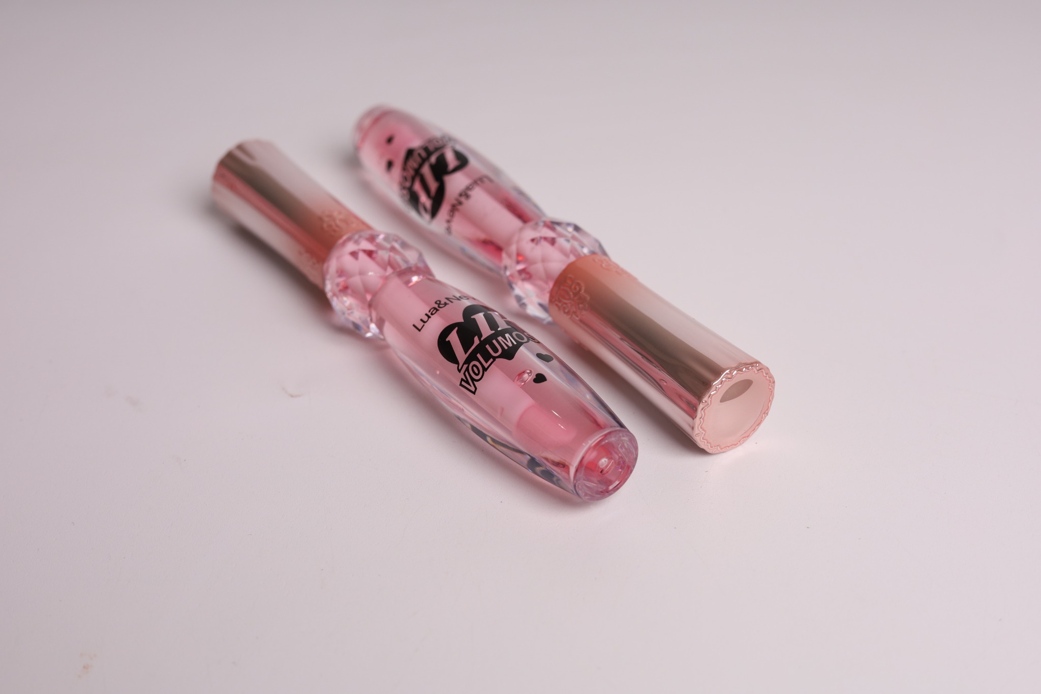 Lip Volumoso Lua&Neve | Frasco com Strass de Cristal, Cria Bicos Cheios e Brilhantes, Pequeno Segredo para Iluminação Labial