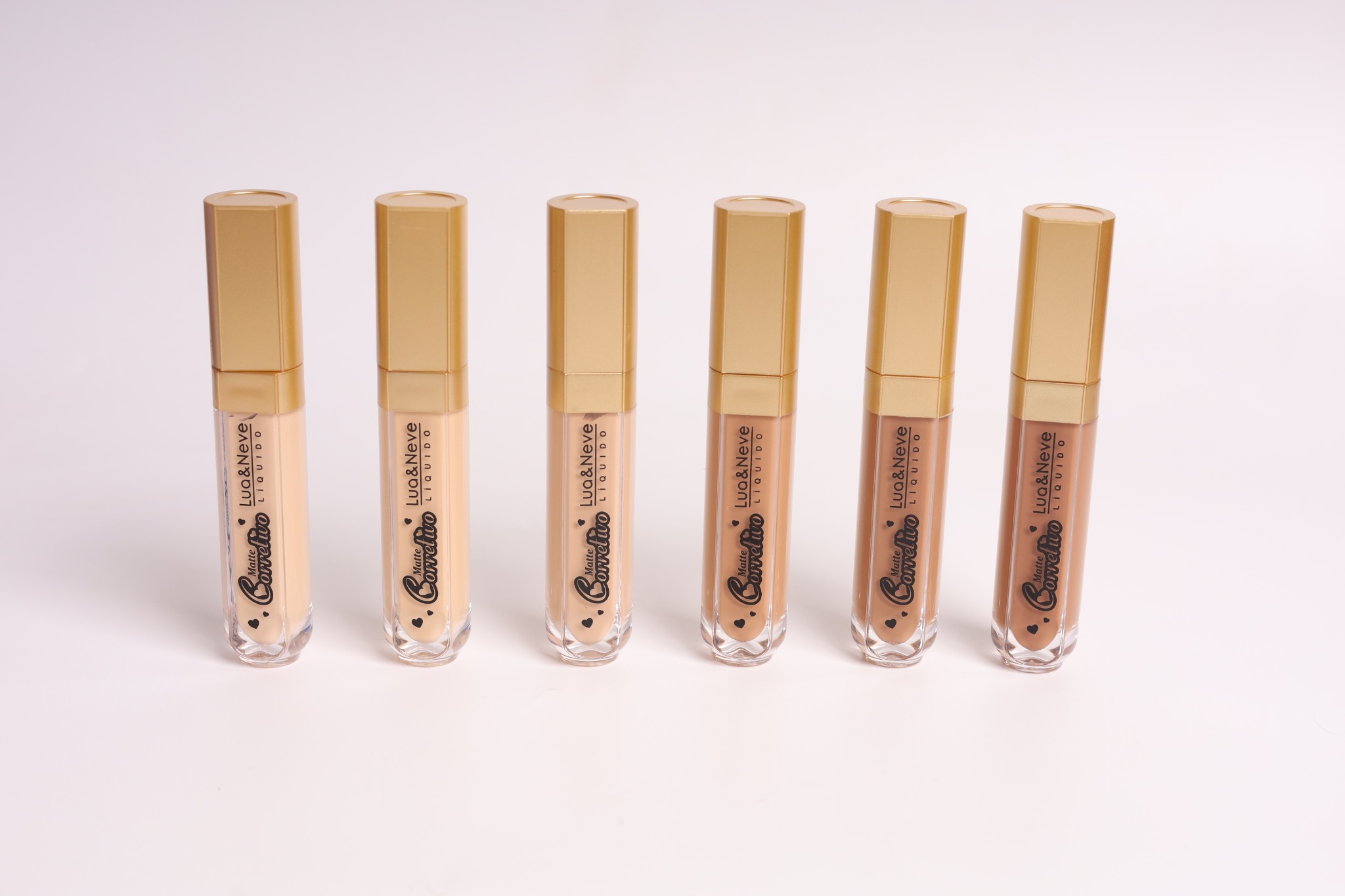 Corretivo Líquido Lua&Neve Tubo Dourado | 6 Cores para Todos os Tipos de Pele, Corretivo Mate, Cubre Cicatrizes e Circulos Oculares com Um Toque