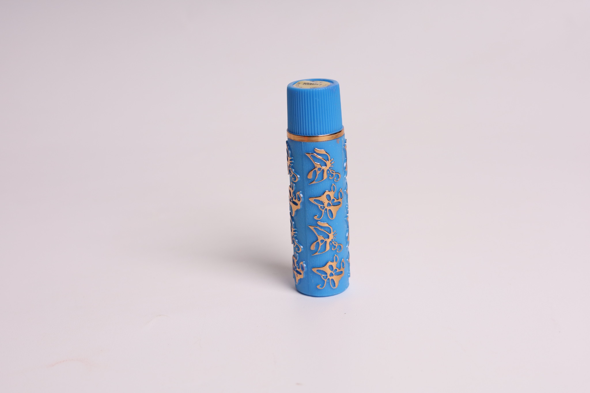 Batom Lua&Neve com Gravura | Cores Vibrantes, Design em Rilhete de Borboletas, Cor Intensa e Duradoura, Colisão entre Retrô e Moda