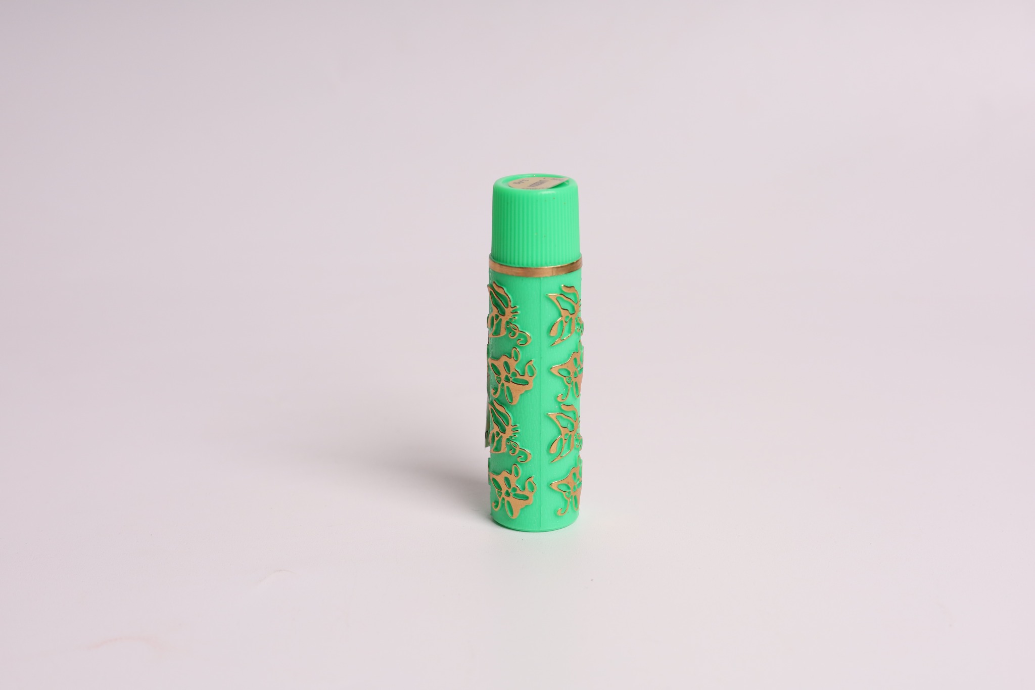 Batom Lua&Neve com Gravura | Cores Vibrantes, Design em Rilhete de Borboletas, Cor Intensa e Duradoura, Colisão entre Retrô e Moda