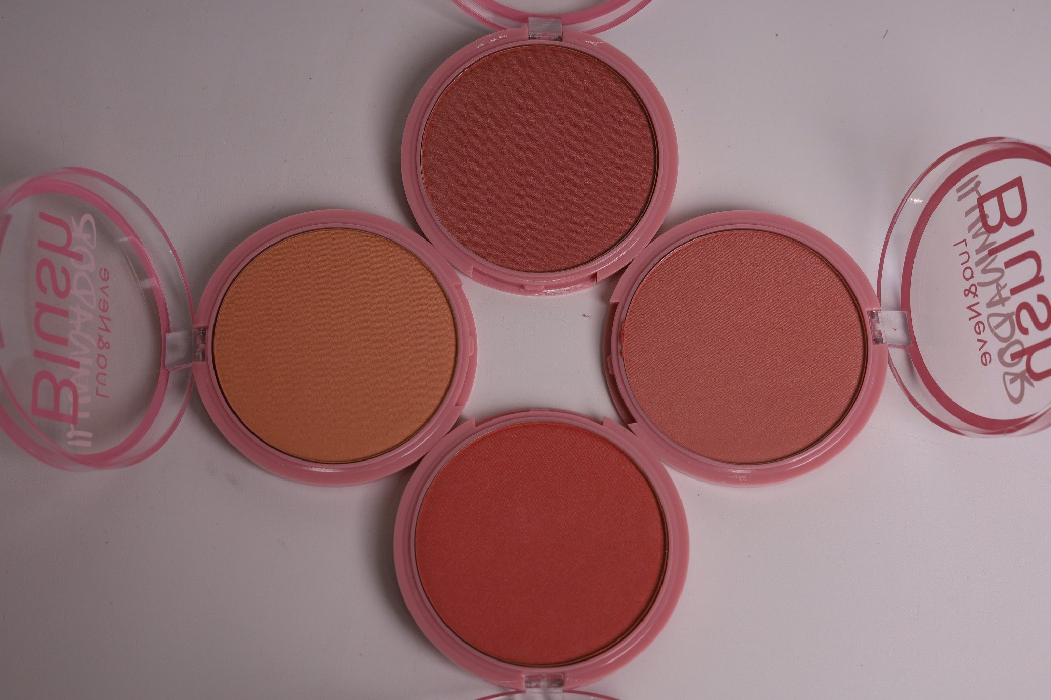 Lua&Neve Blush Rosa Claro｜Cor Natural, Atmosfera Vibrante, Vários Tons, Fina Textura, Cria Blush com Bom Tom