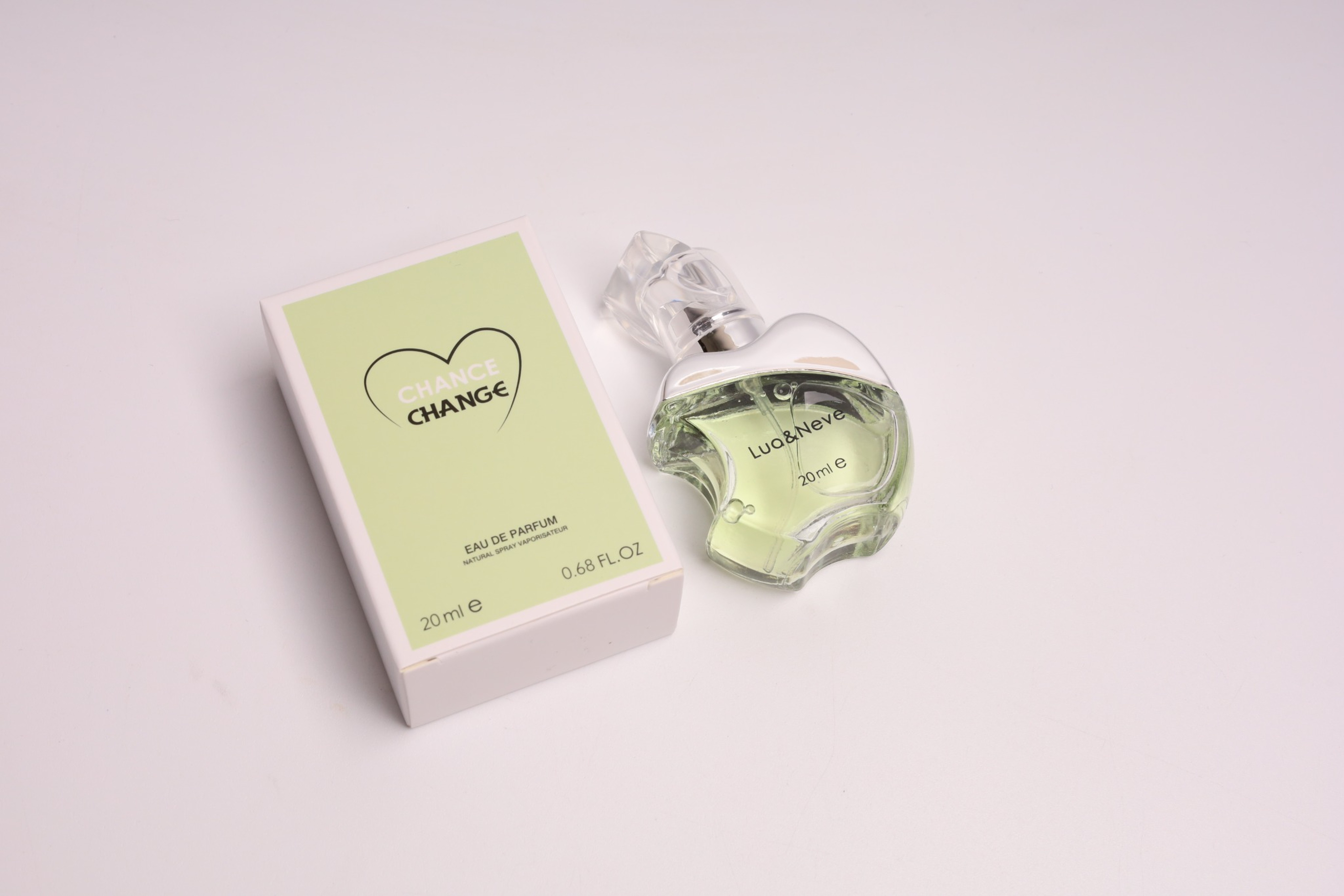 Perfume Lua&Neve em Forma de Maçã 20ml, Aroma Leve e Fresco, Design Único