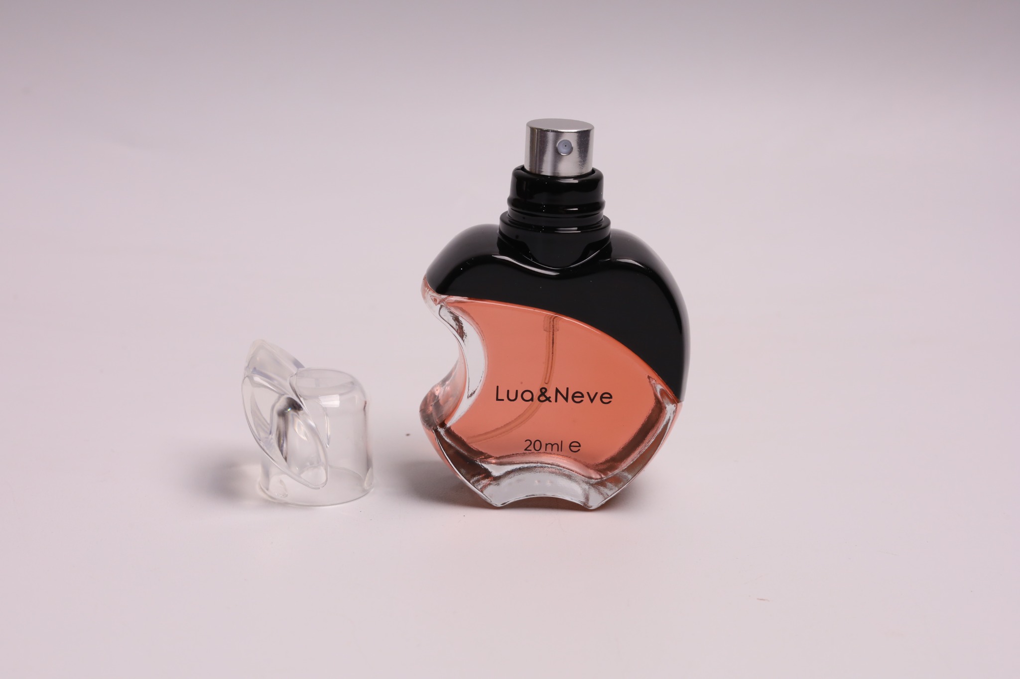 Perfume Lua&Neve Black Track 20ml, Aroma Oriental Misterioso, Frasco em Forma de Maçã