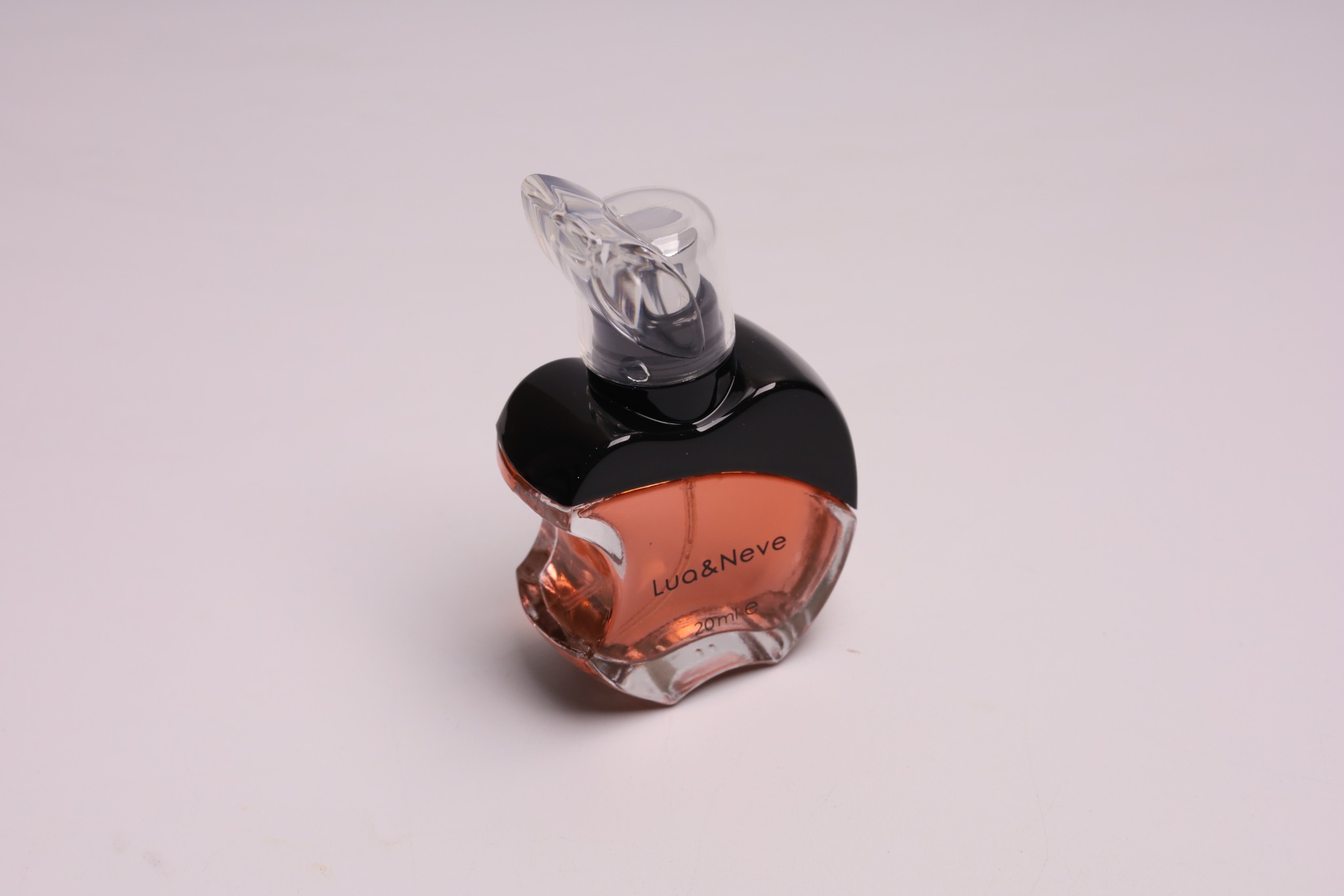Perfume Lua&Neve Black Track 20ml, Aroma Oriental Misterioso, Frasco em Forma de Maçã