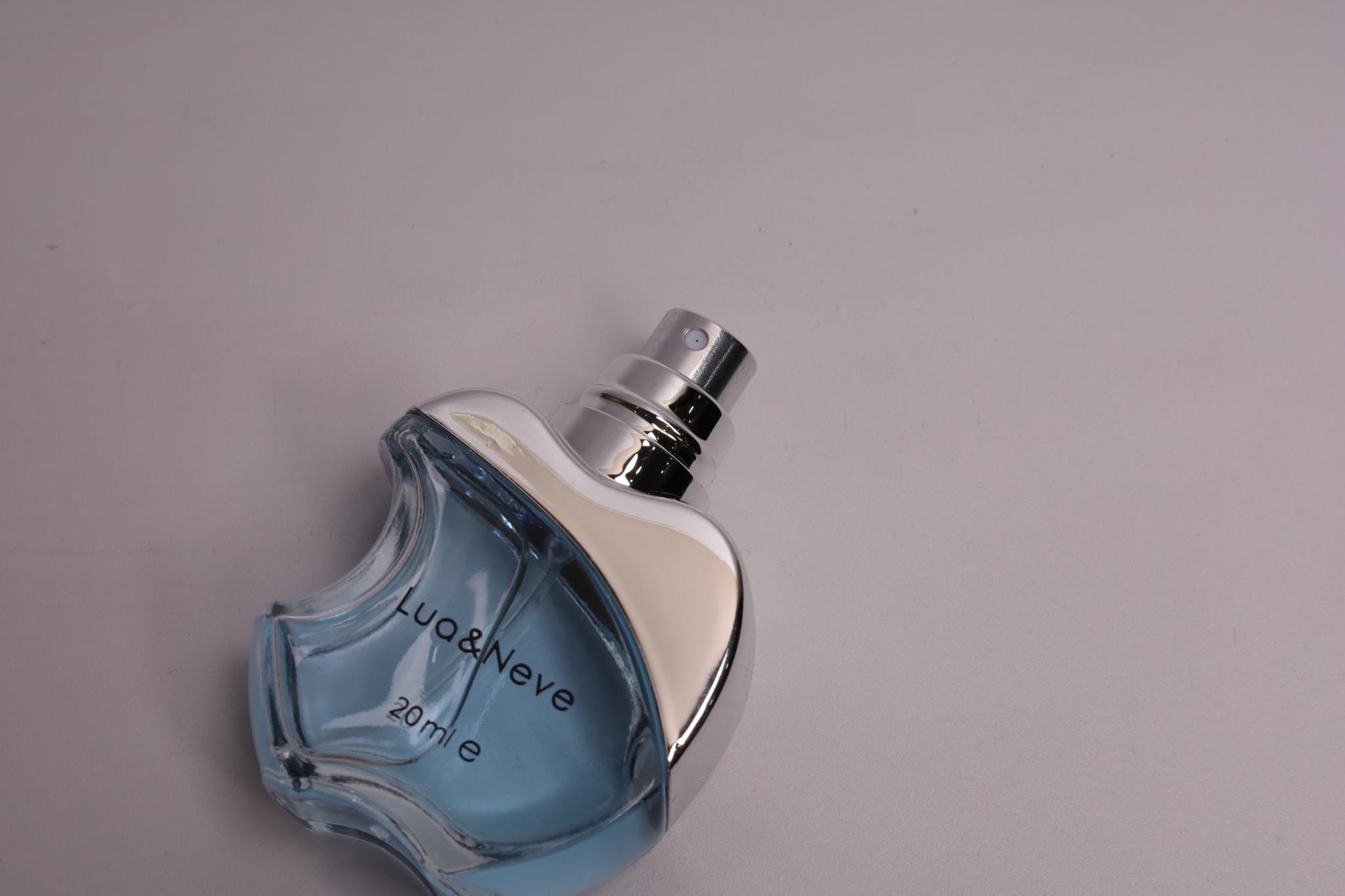 Perfume Lua&Neve Free 20ml, Tom Azul Fresco, Frasco em Forma de Maçã