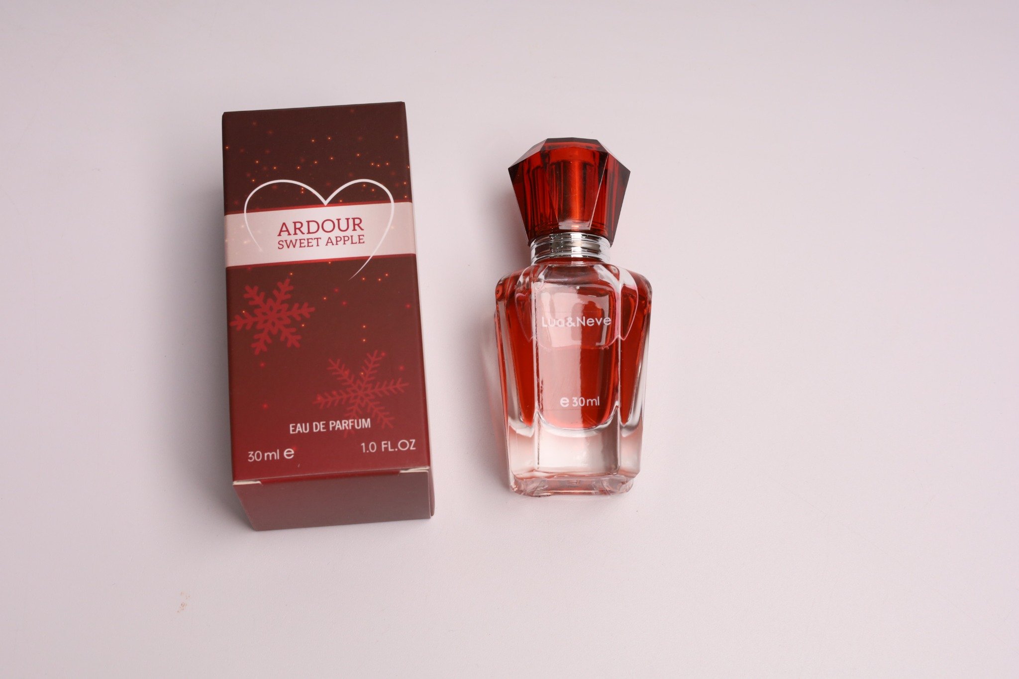 Perfume Lua&Neve Pedra Rubra Ardente 30ml | Fragrância Doce de Maçã, Acendendo a Atmosfera Romântica
