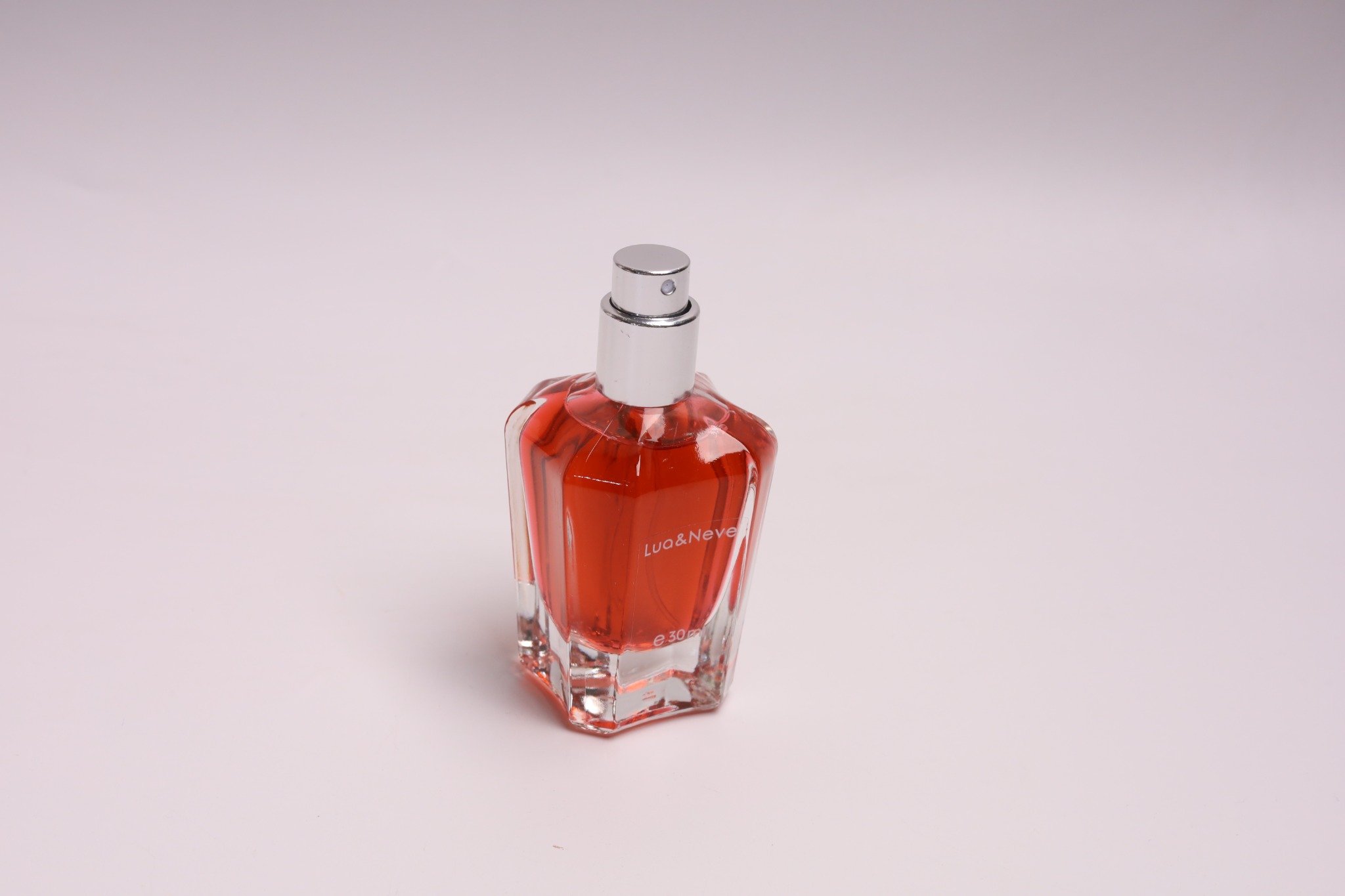 Perfume Lua&Neve Pedra Rubra Ardente 30ml | Fragrância Doce de Maçã, Acendendo a Atmosfera Romântica