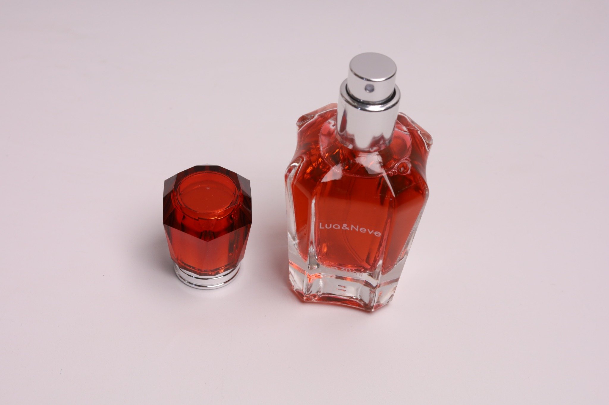 Perfume Lua&Neve Pedra Rubra Ardente 30ml | Fragrância Doce de Maçã, Acendendo a Atmosfera Romântica