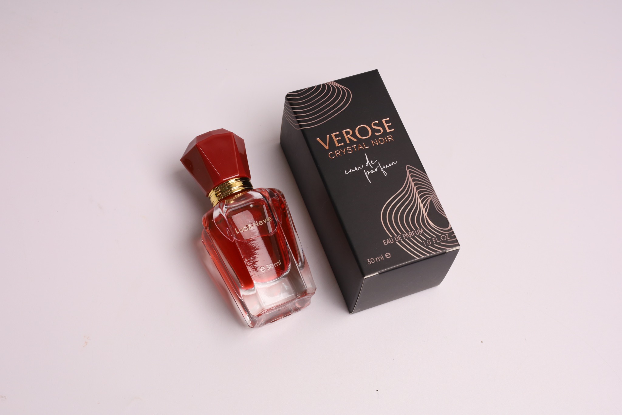 Perfume Lua&Neve Scarlet Crystal 30ml, Tampa de Diamante, Notas Luxuosas
