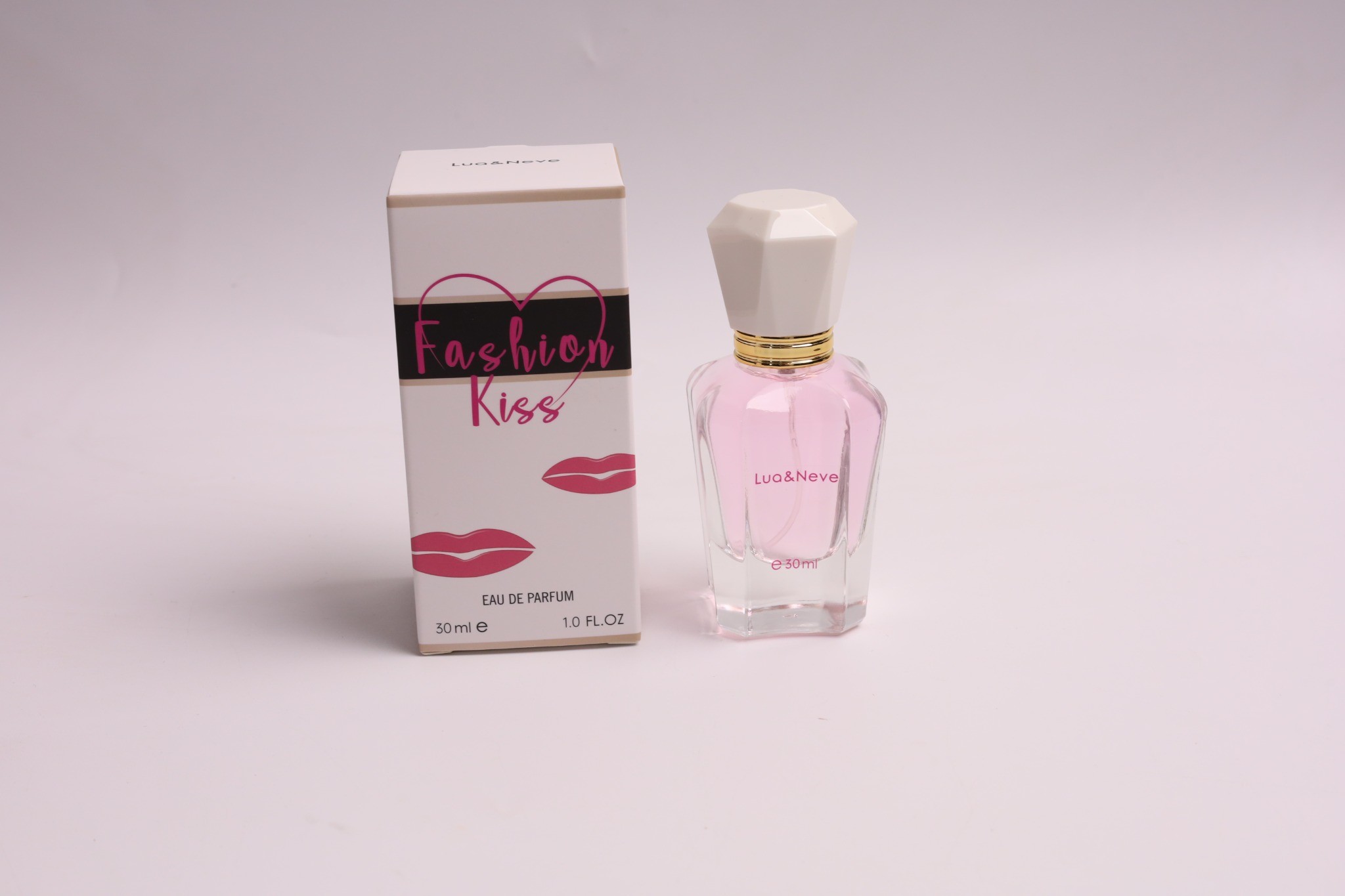 Perfume Lua&Neve Fashion Kiss 30ml, Tampa de Diamante Rosa, Notas Doces