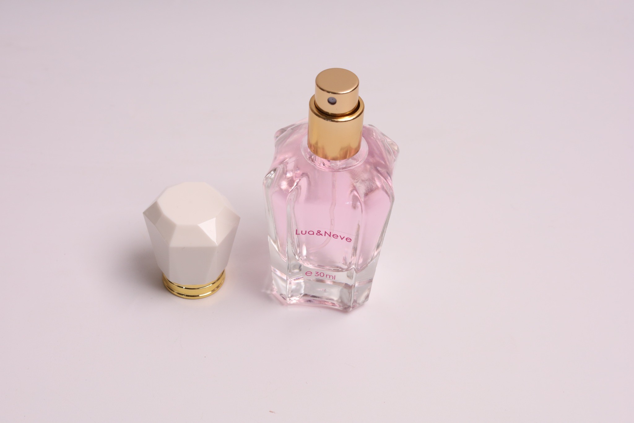 Perfume Lua&Neve Fashion Kiss 30ml, Tampa de Diamante Rosa, Notas Doces