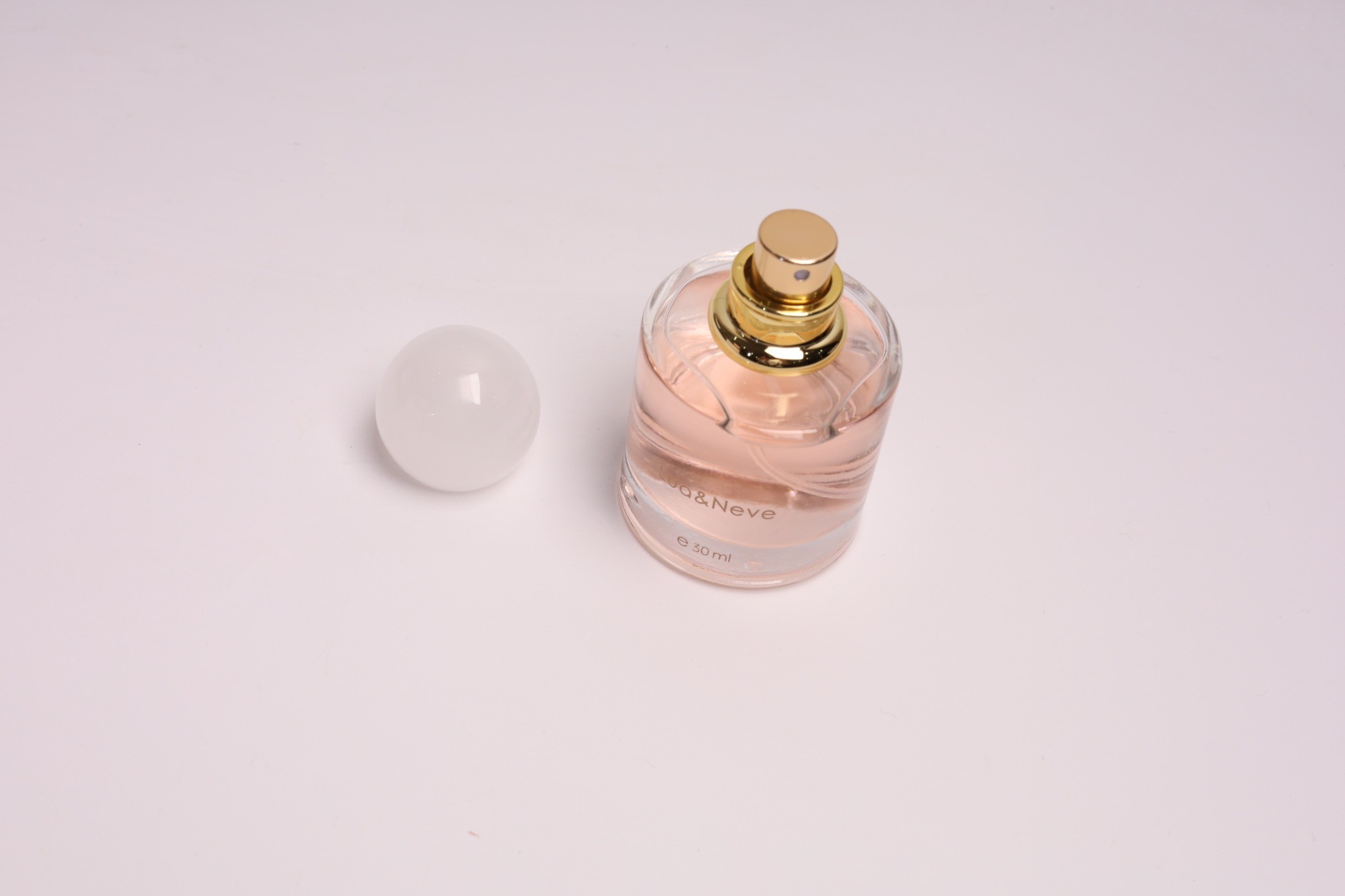 Perfume Lua&Neve Rose Golden 30ml, Tampa Esférica, Notas Florais Doces