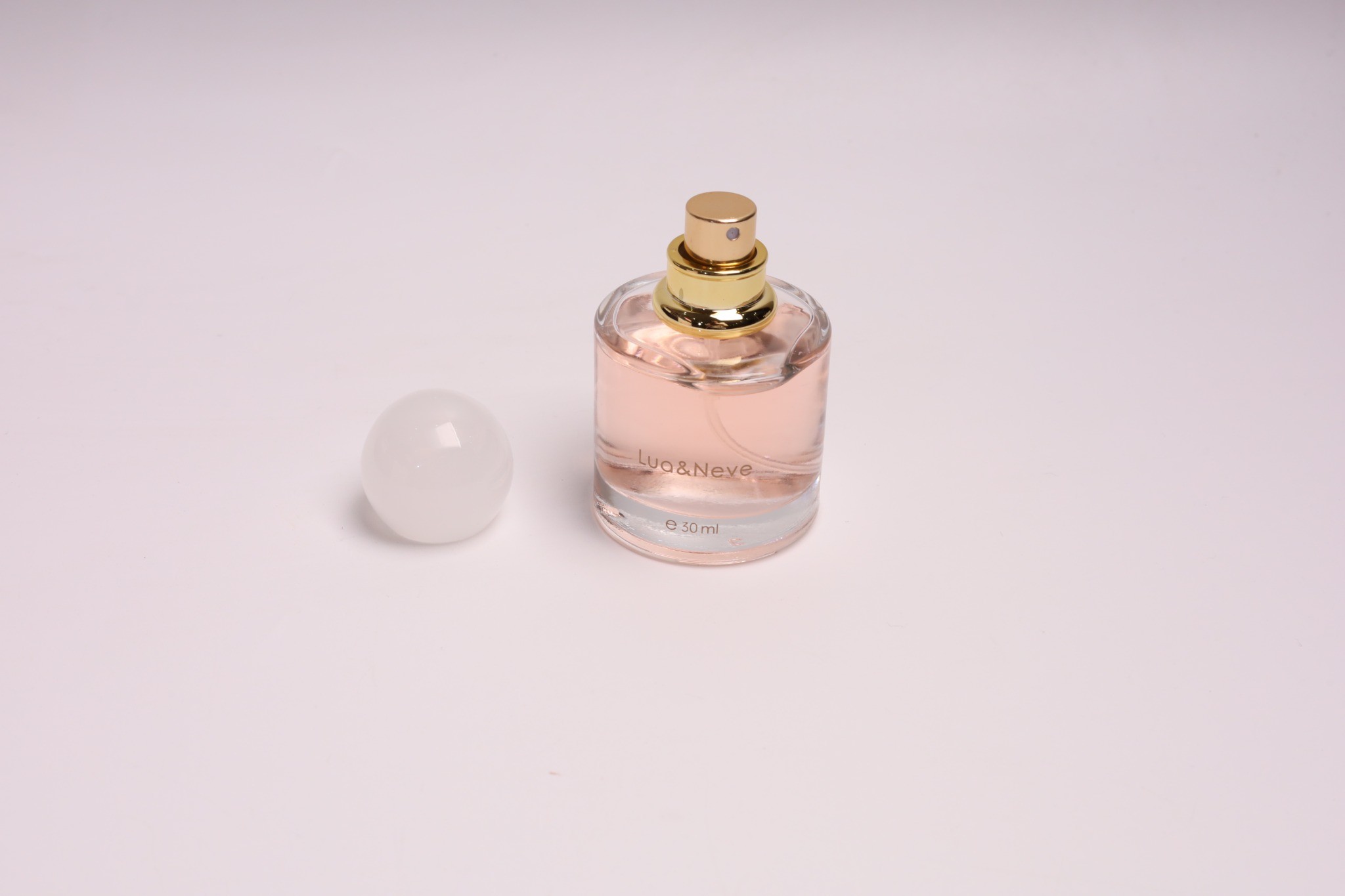 Perfume Lua&Neve Rose Golden 30ml, Tampa Esférica, Notas Florais Doces