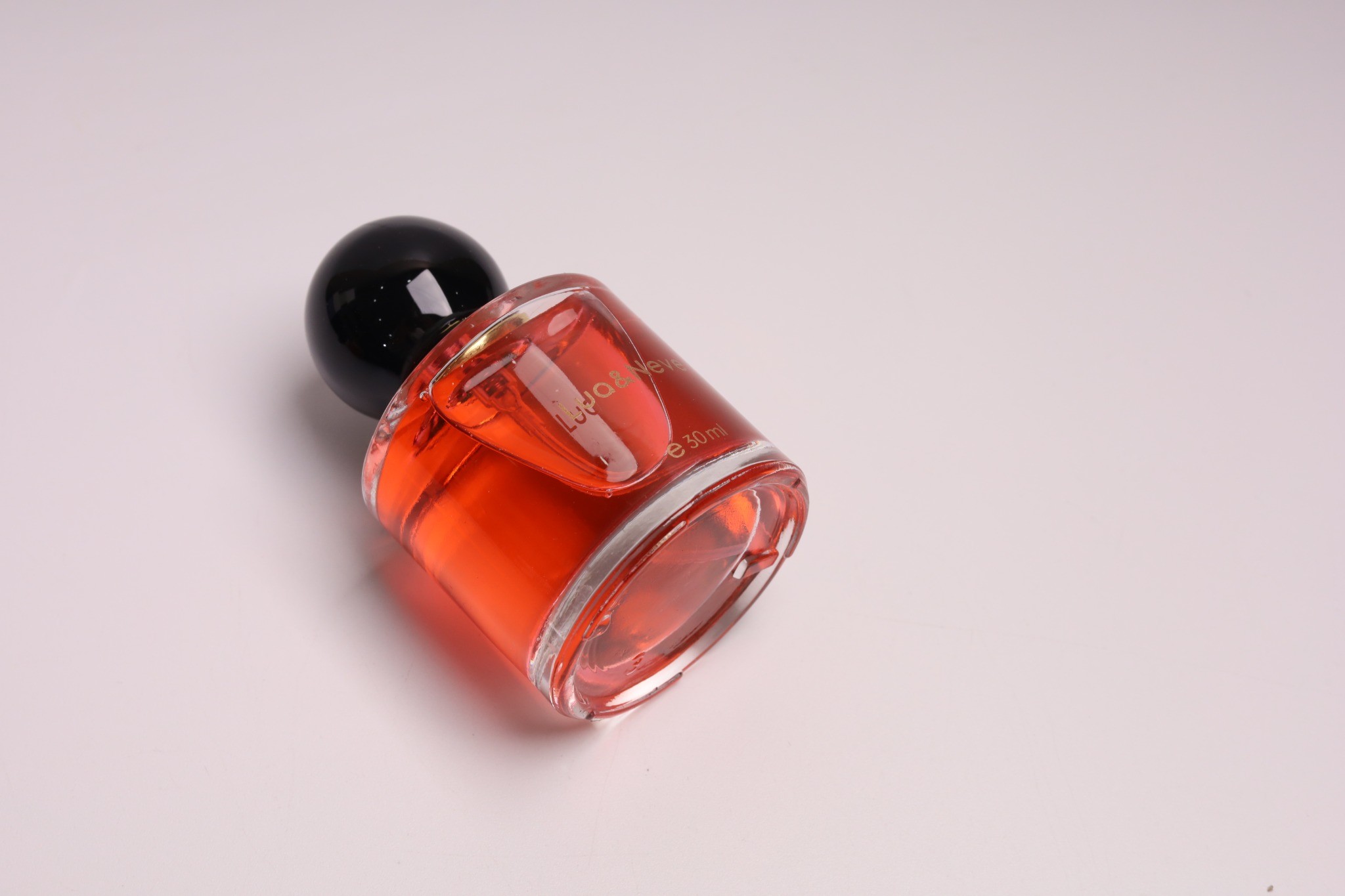Perfume Lua&Neve Toxicant Poison 30ml, Notas Tóxicas e Seduentes