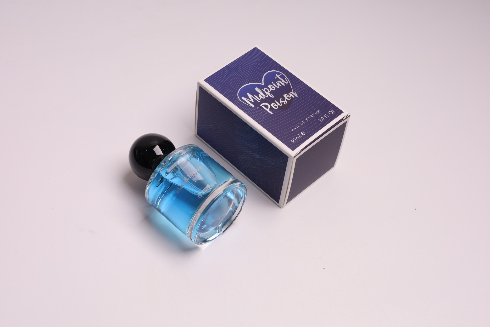 Perfume Lua&Neve Midpoint Poison 30ml, Notas Misteriosas e Frescas