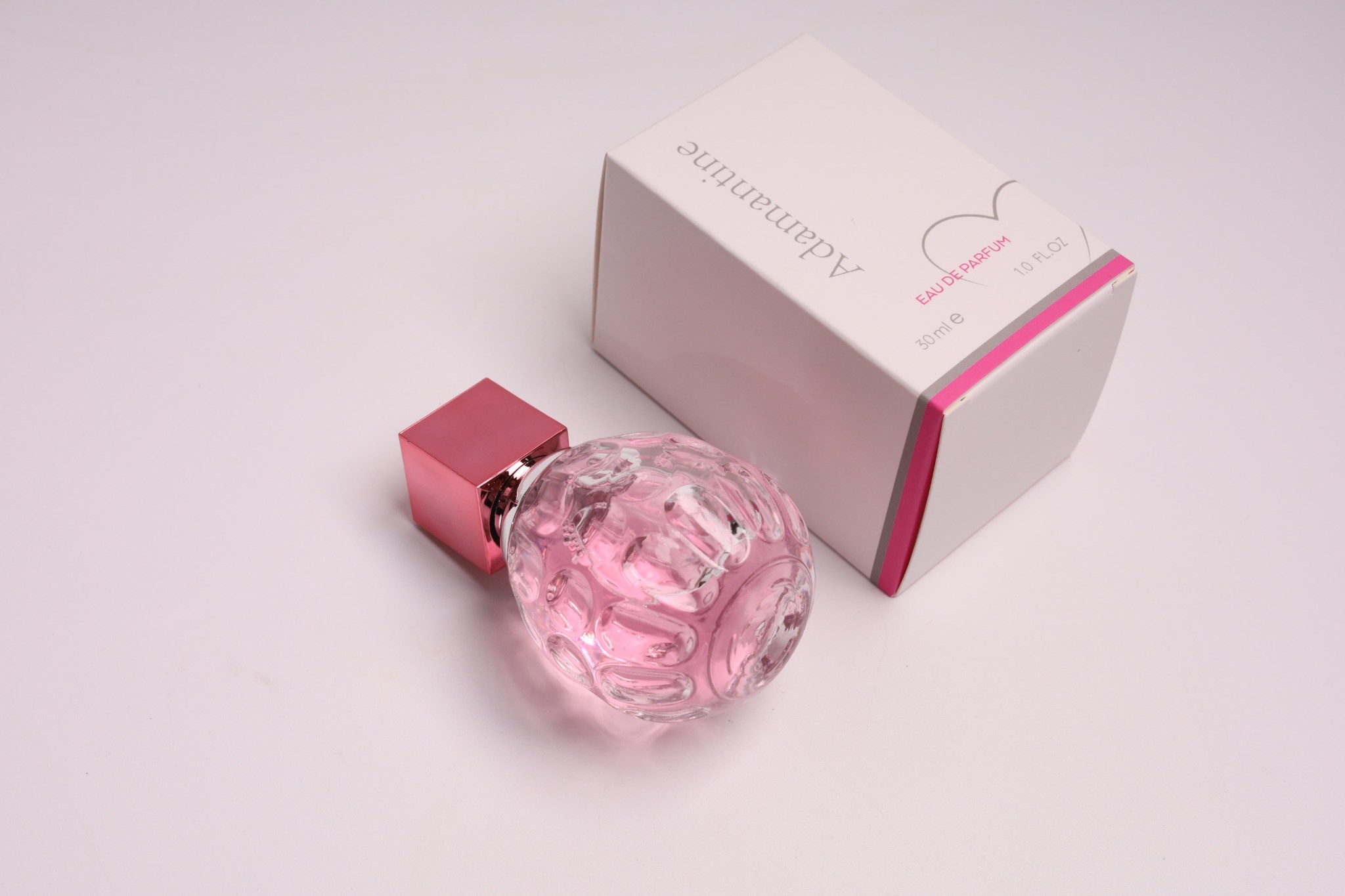 Perfume Lua&Neve Adamantine 30ml, Notas Doces, Criador de Atmosfera Romântica