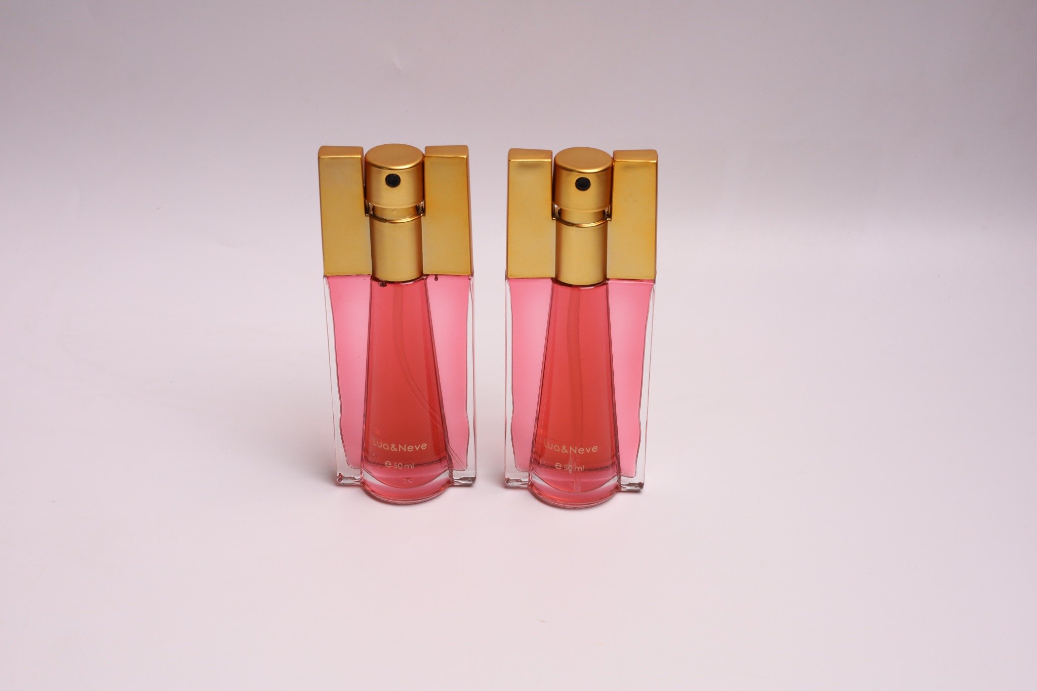 Perfume Lua&Neve Vacuous Obsidian 50ml | Choque Rosa e Ouro, Traça Gravidade Misteriosa do Aroma