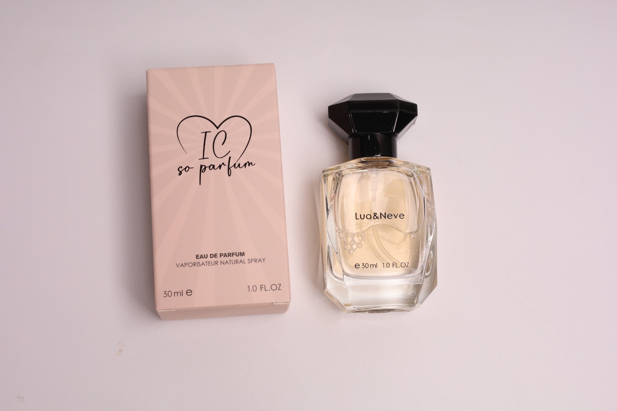 Perfume Lua&Neve Brilhante Diamante 30ml | Tampa de Diamante Preto + Frasco Quadrado Transparente, Encontre Notas Românticas