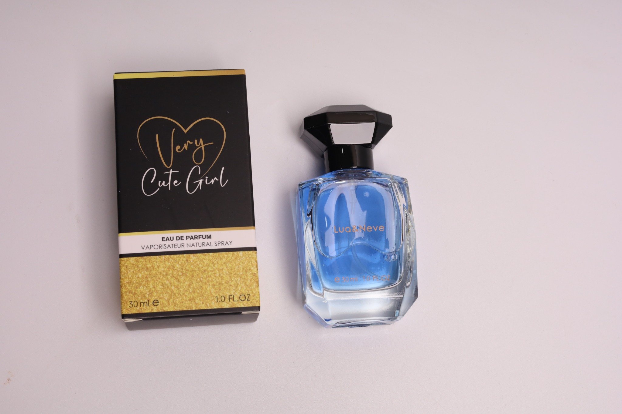 Perfume Lua&Neve Azul Gelo Diamante 30ml | Tampa de Diamante Preto + Frasco Transparente, Desbloqueie Atmosfera Fresca