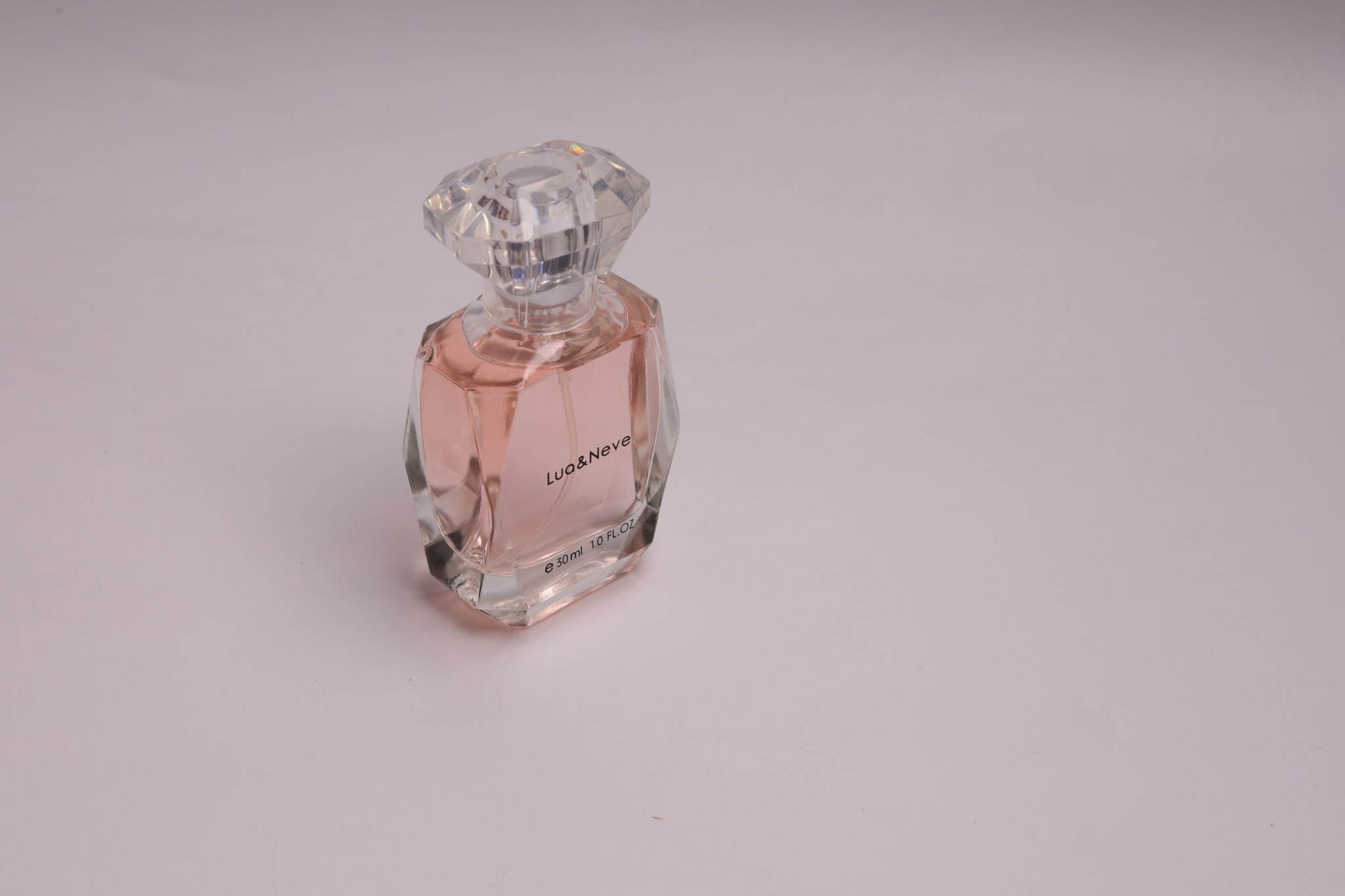 Perfume Lua&Neve Encontro com Diamante Rosa 30ml | Tampa de Cristal + Frasco em Tom Rosa, Cheio de Atmosfera Aromática Doce